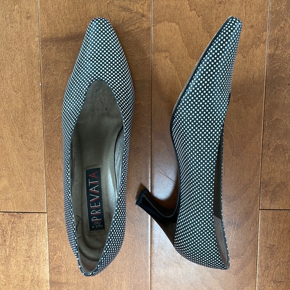 Prevata Shoes - Sweet work pumps!